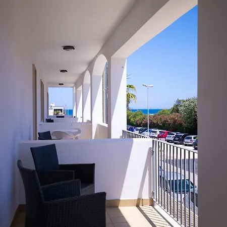 Donnosanto Torre Santa Sabina