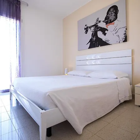 Donnosanto 3* Torre Santa Sabina