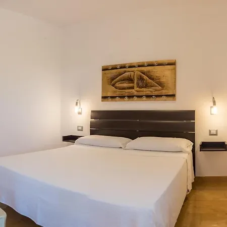 Donnosanto 3* Torre Santa Sabina