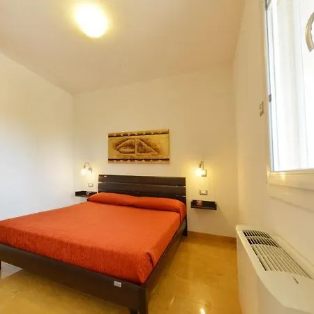 Donnosanto 3* Torre Santa Sabina